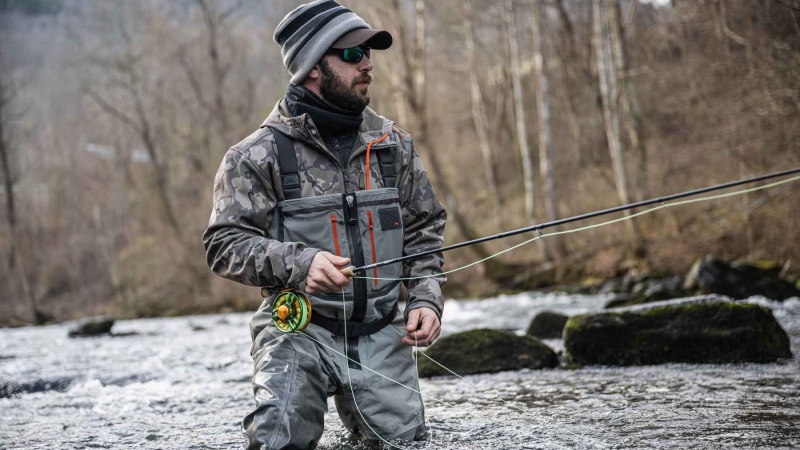 ملابس صيد السمك