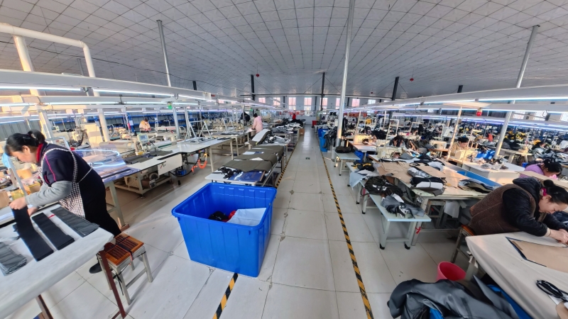 Fábrica de personalización de ropa para actividades al aire libre